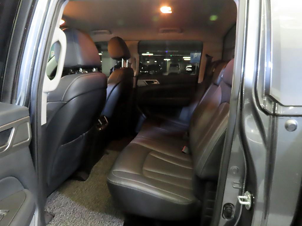 Ssangyong Rexton - Vista 7