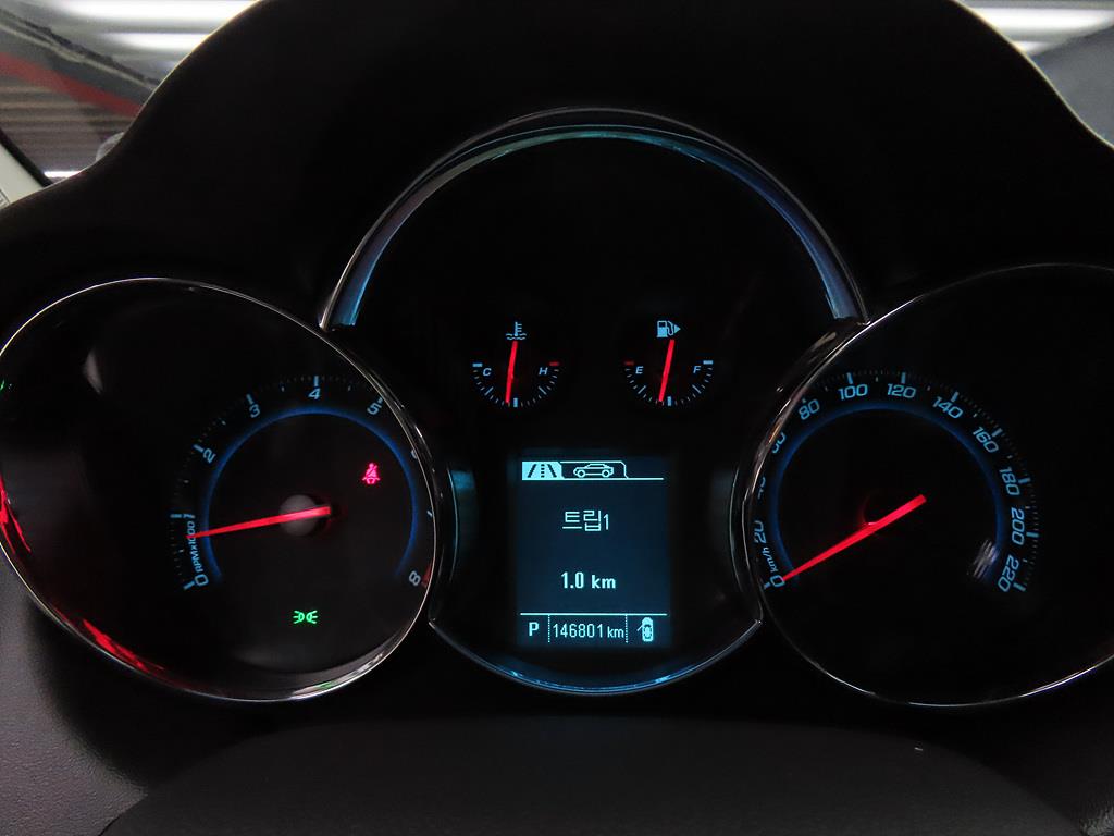 Chevrolet Cruise - Vista 9