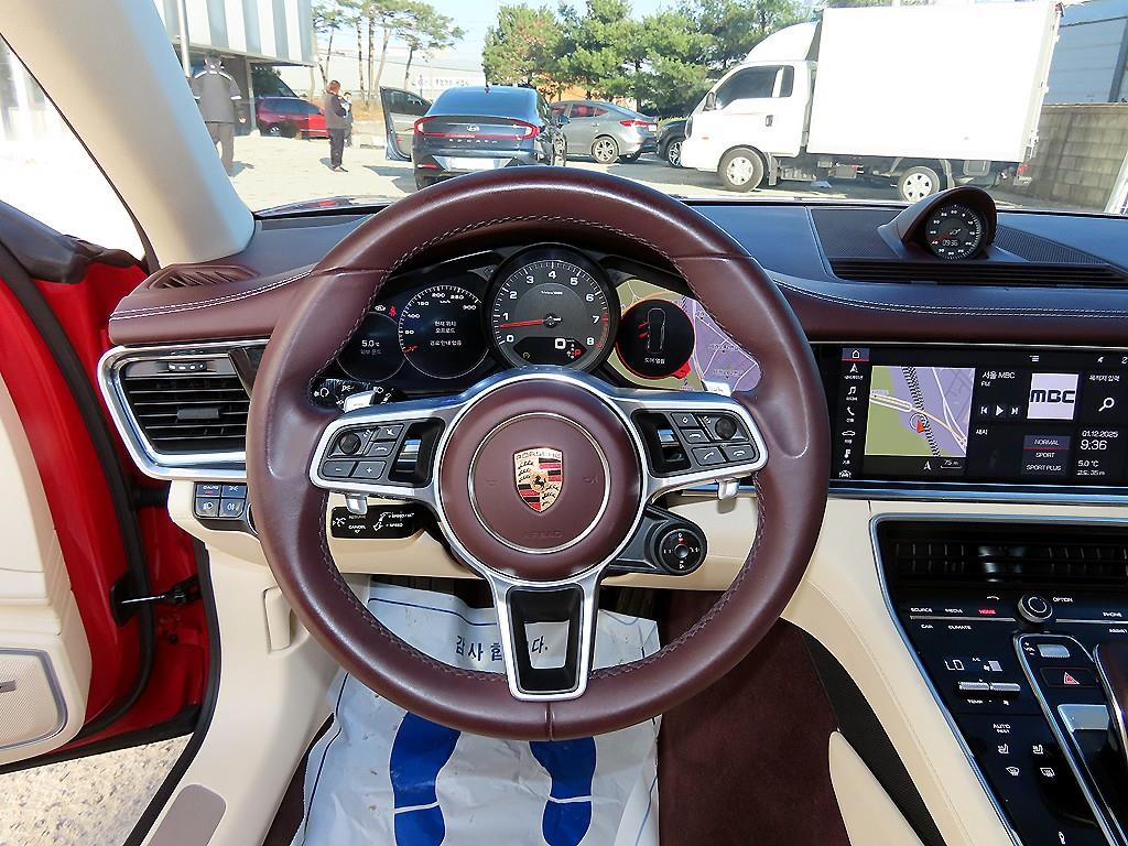 Porsche Panamera - Vista 8