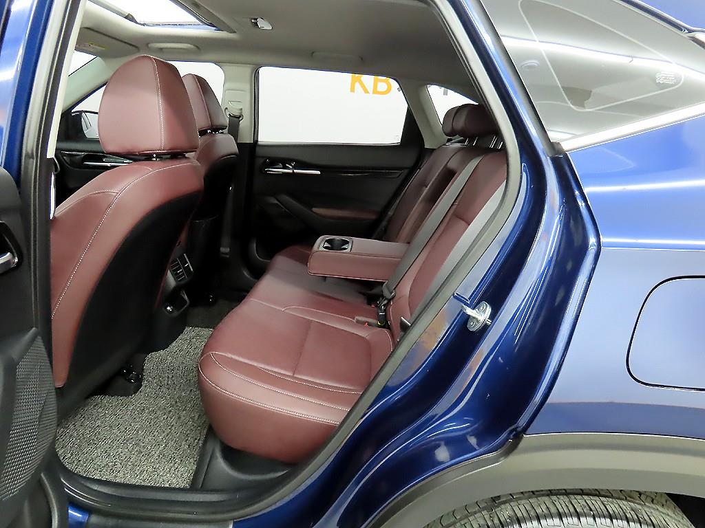 KIA Seltos - Vista 6