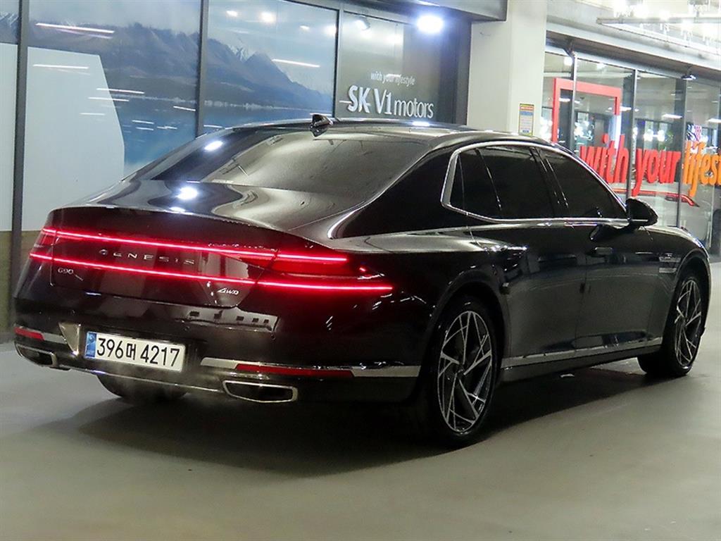 Genesis G90 - Vista 4