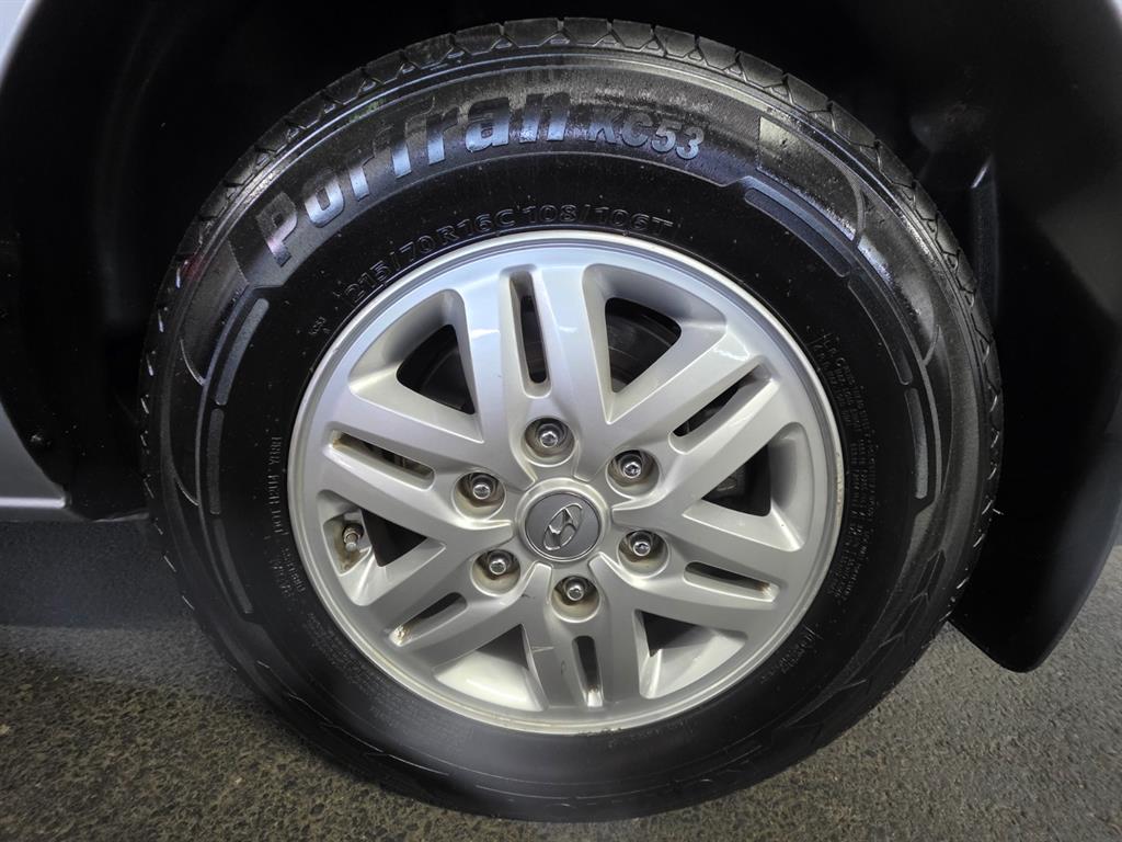 HYUNDAI Starex 2020 Gris - Importación desde Corea - HF Imports Iquique - Foto 17