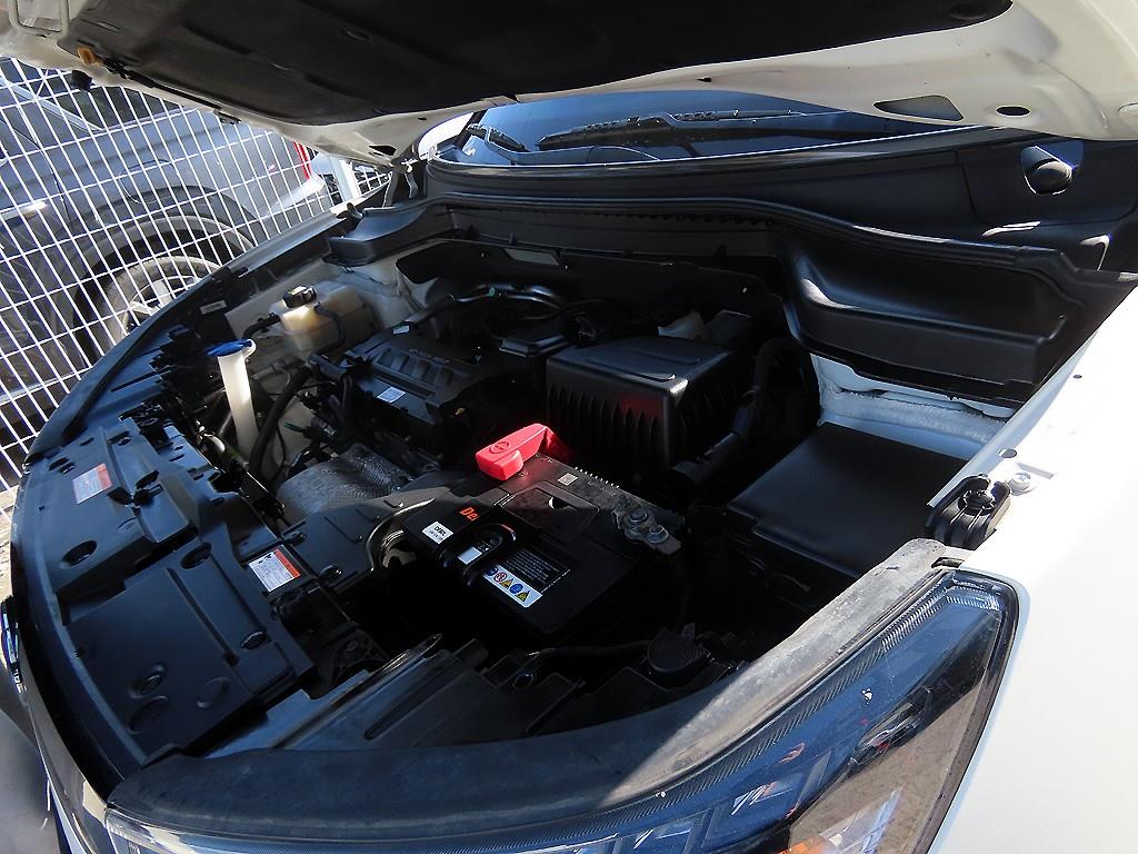 Ssangyong Tivoli 2018 Blanco - Importación desde Corea - HF Imports Iquique - Foto 17