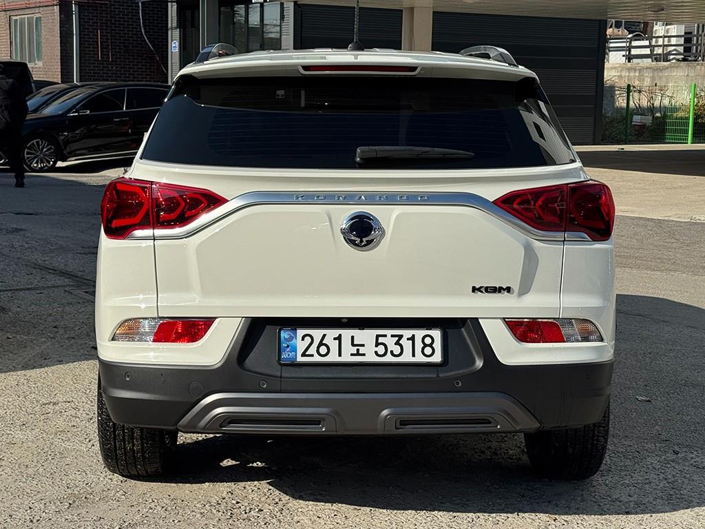 Ssangyong Korando - Vista 5