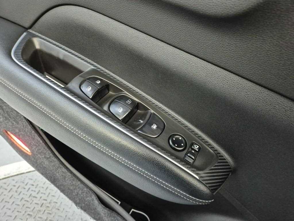 SAMSUNG QM6 2017 Blanco - Importación desde Corea - HF Imports Iquique - Foto 18