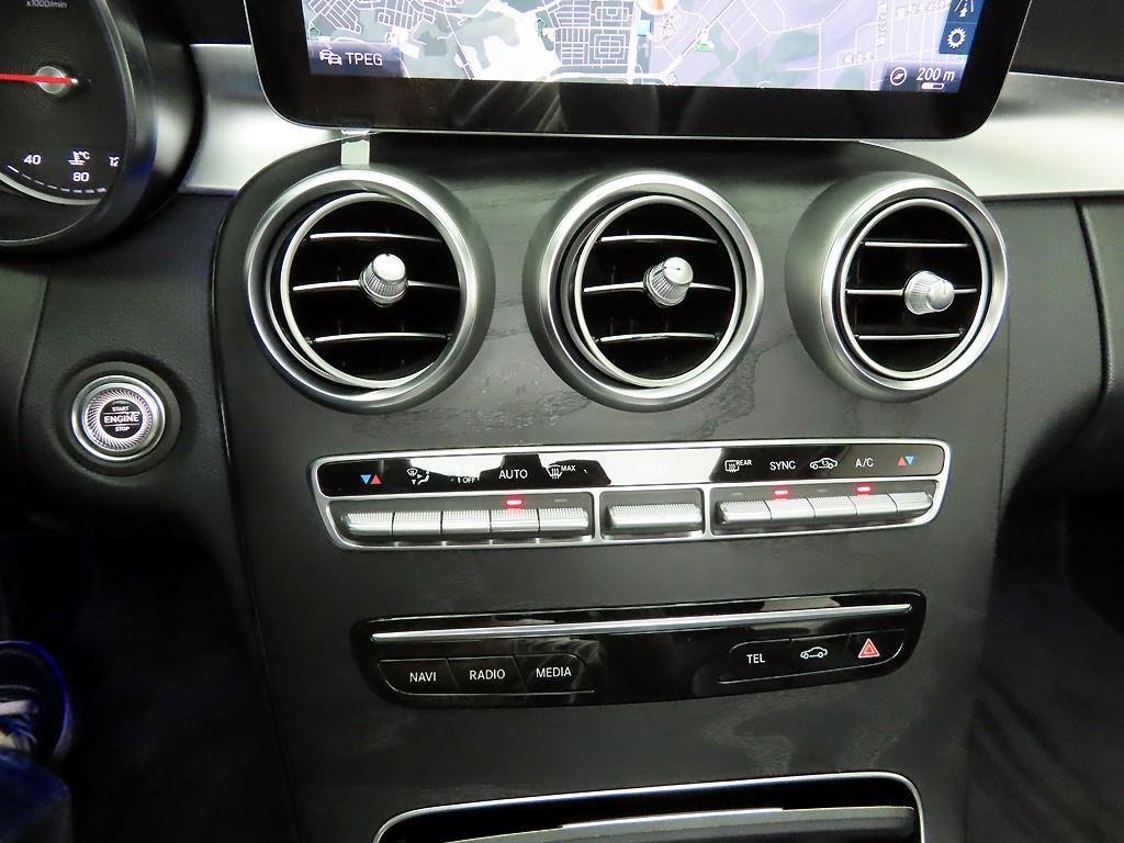 Mercedes Benz C Class - Vista 10