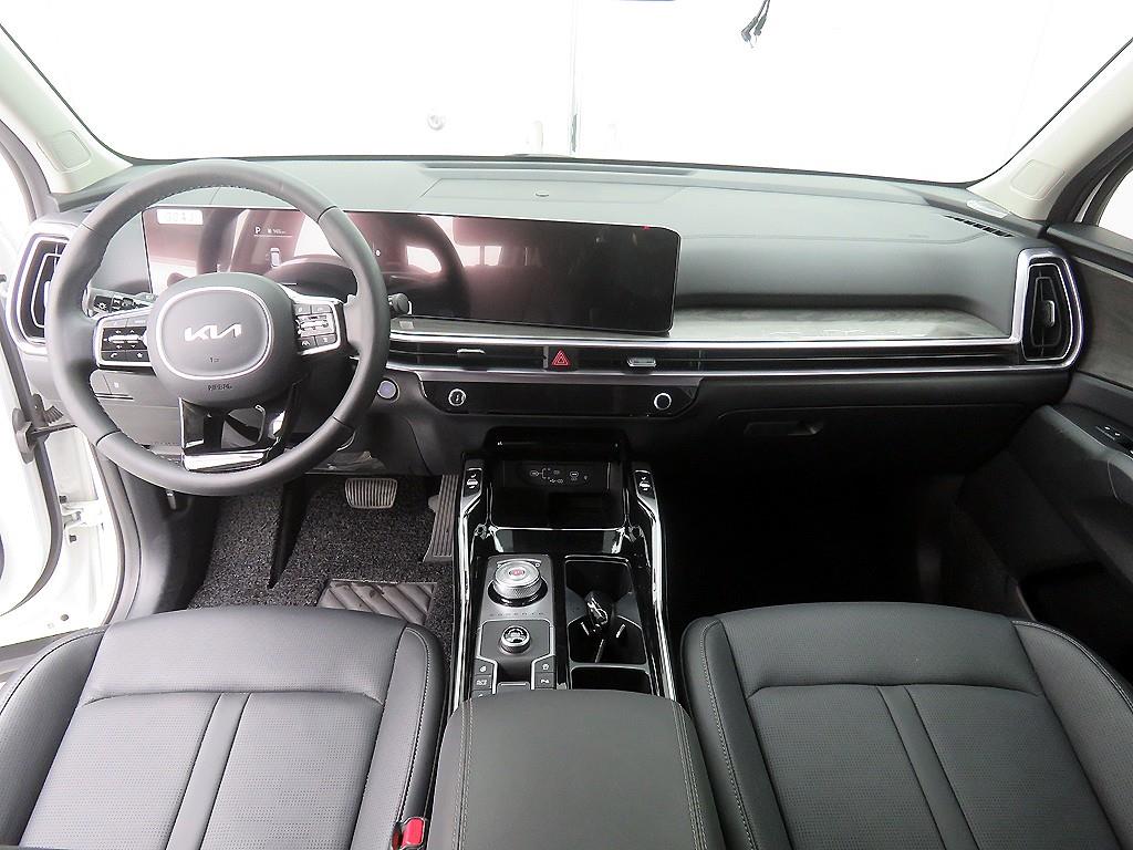 KIA Sorento - Vista 8