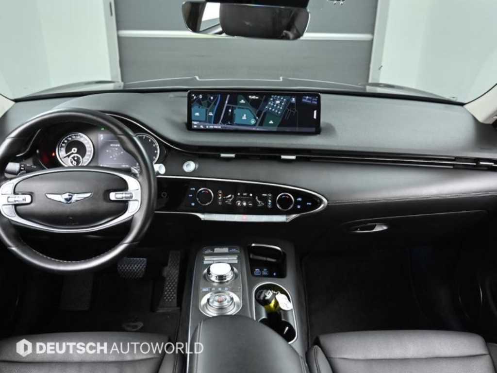 Genesis GV70 - Vista 7