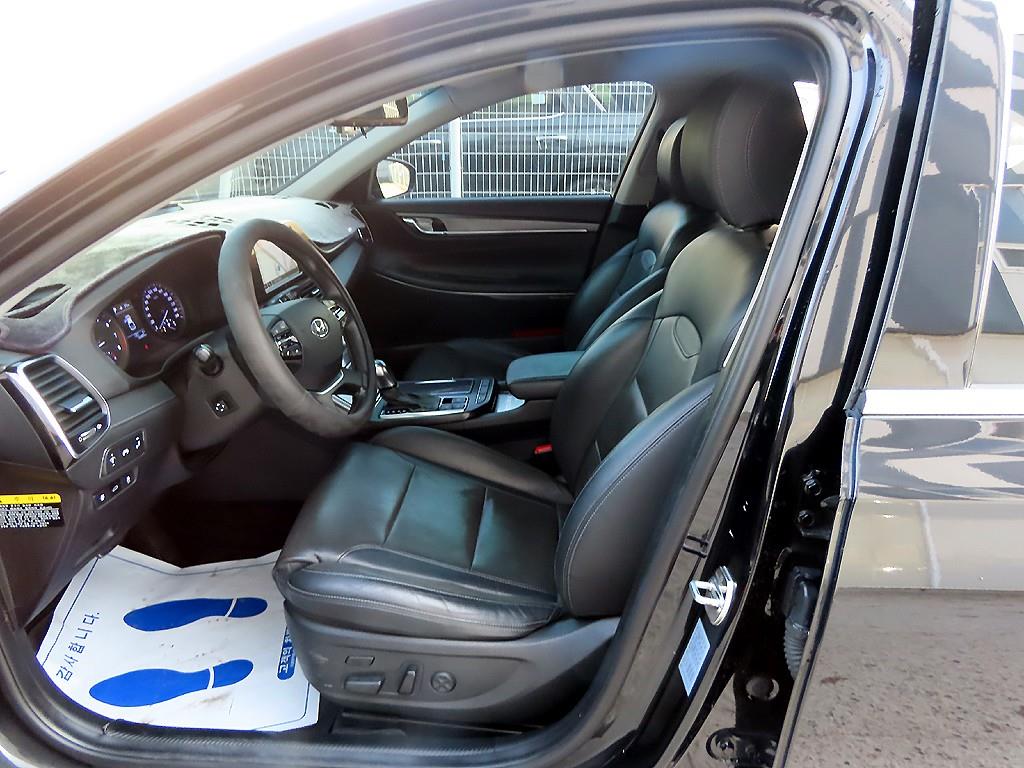 HYUNDAI Grandeur - Vista 5