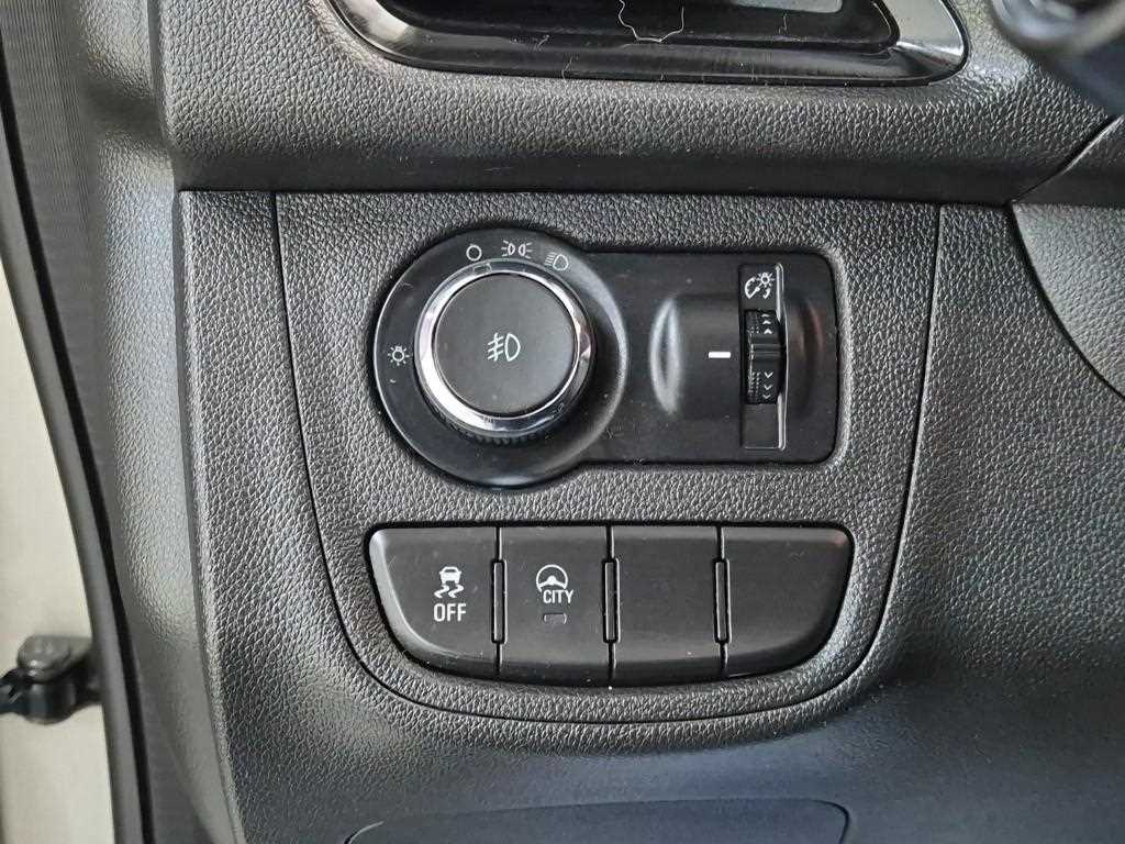 Chevrolet Spark 2016 the color of pearl - Importación desde Corea - HF Imports Iquique - Foto 14