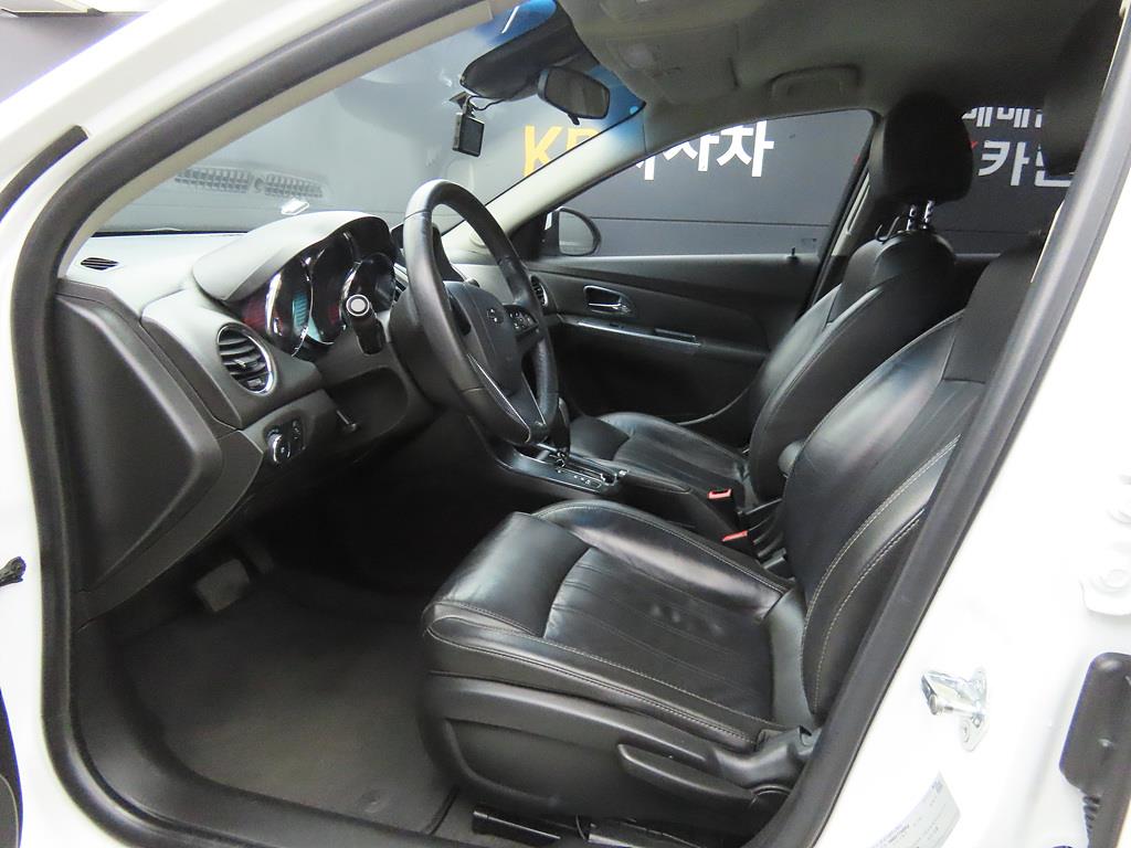 Chevrolet Cruise - Vista 5