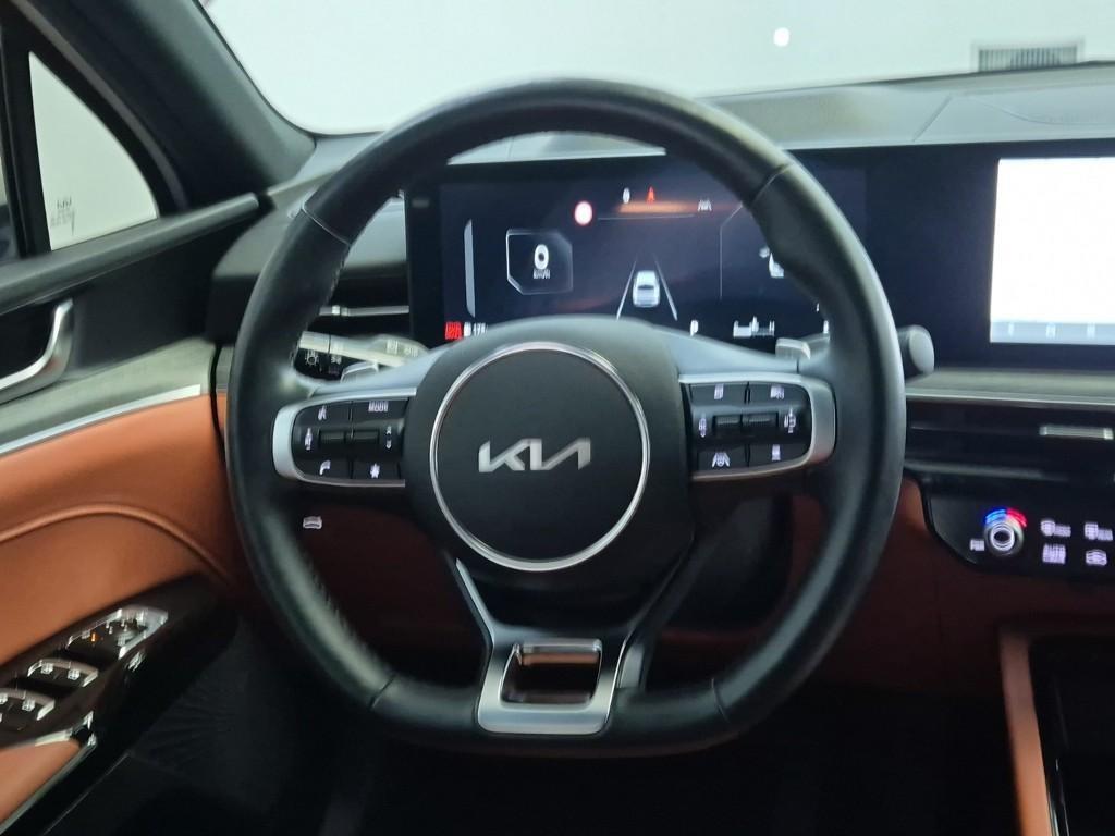 KIA K5 - Vista 9