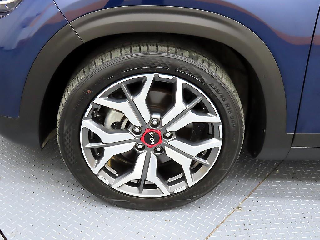 KIA Seltos 2023 Azul - Importación desde Corea - HF Imports Iquique - Foto 20