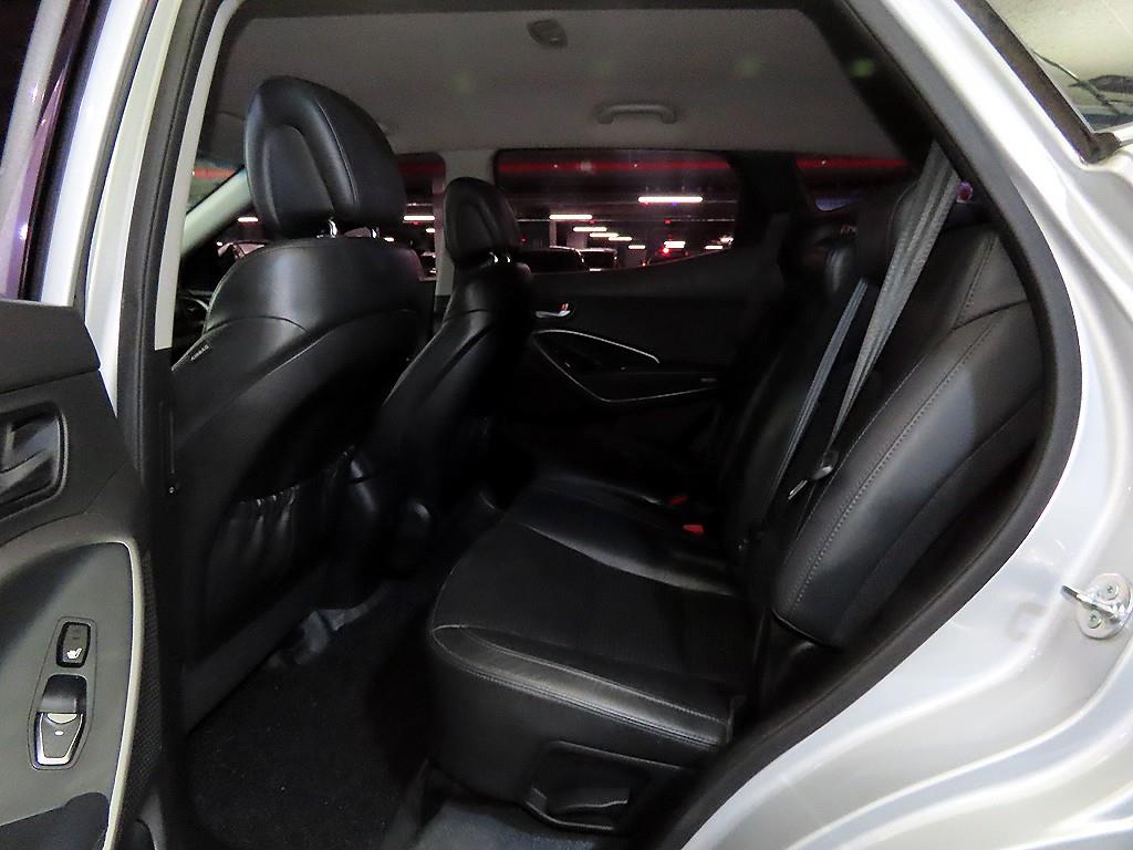 HYUNDAI Santa Fe - Vista 7