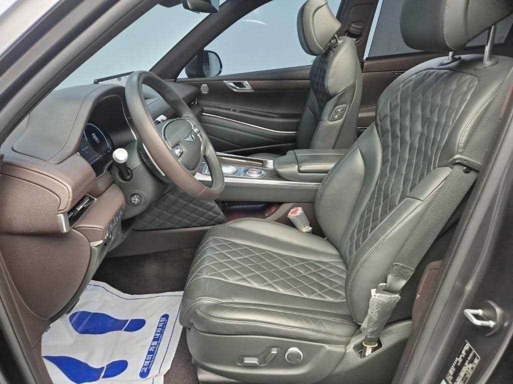 Genesis GV80 - Vista 11