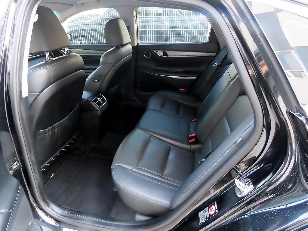 HYUNDAI Grandeur - Vista 6