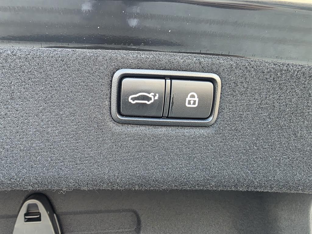 HYUNDAI Genesis 2016 Negro - Importación desde Corea - HF Imports Iquique - Foto 18