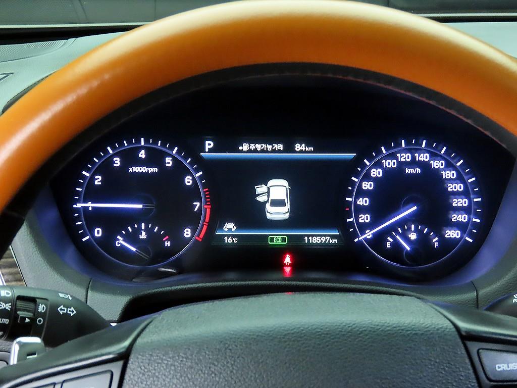 Genesis G80 - Vista 6