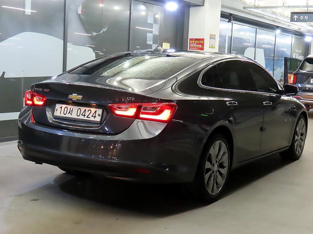 Chevrolet Malibu - Vista 4