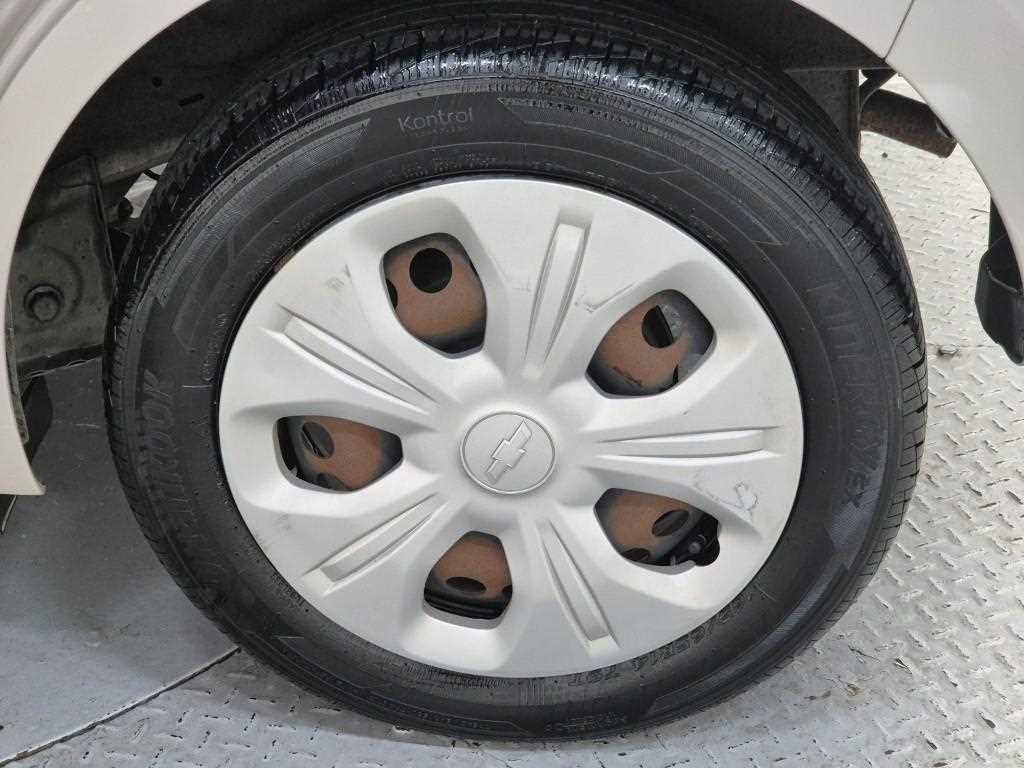 Chevrolet Spark 2016 the color of pearl - Importación desde Corea - HF Imports Iquique - Foto 18