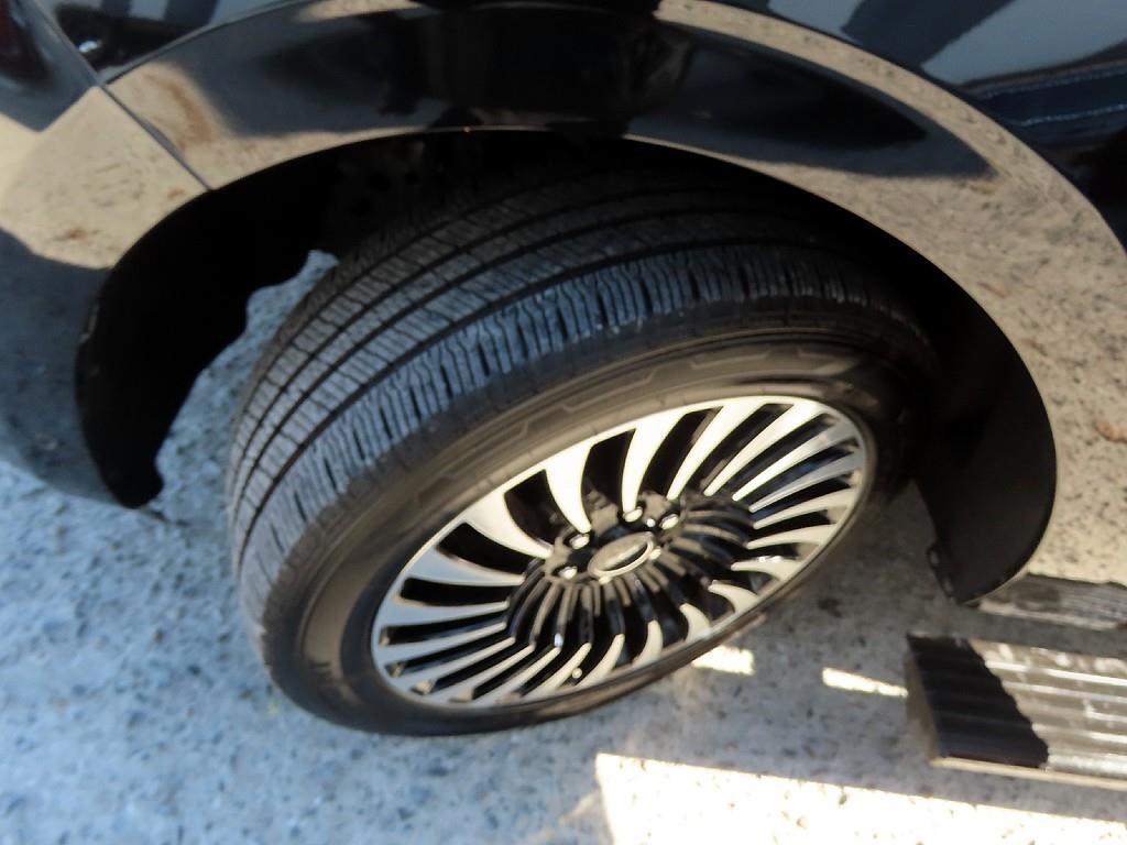 Lincoln Navigator 2020 Negro - Importación desde Corea - HF Imports Iquique - Foto 20