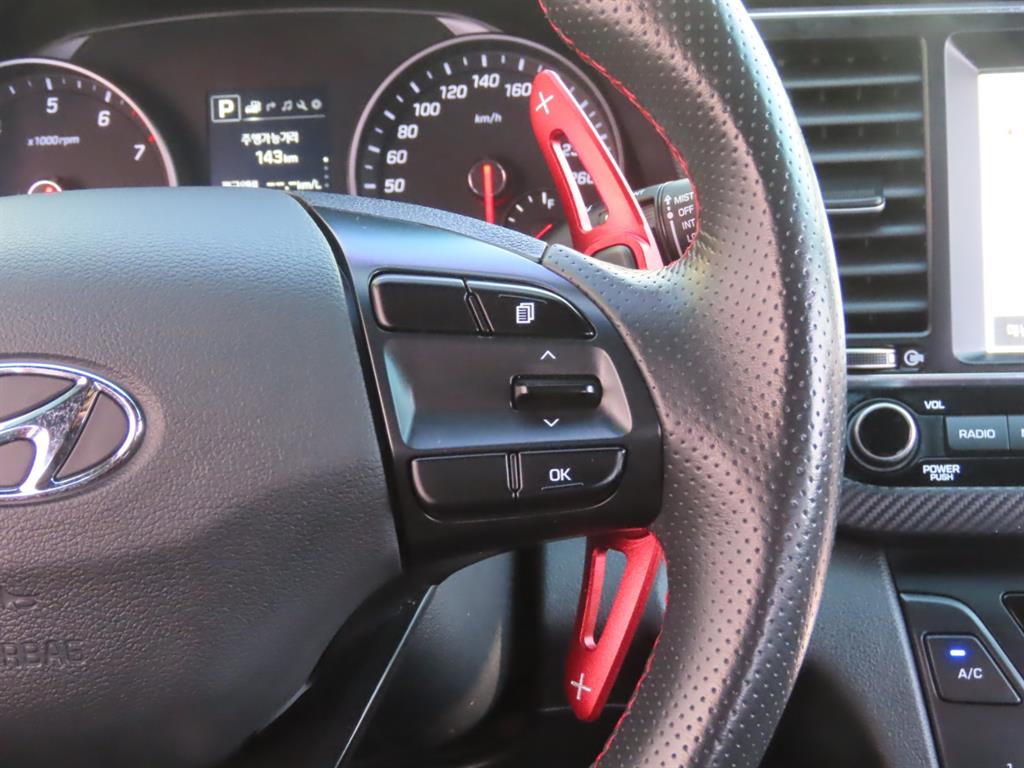 HYUNDAI Avante 2018 Blanco - Importación desde Corea - HF Imports Iquique - Foto 10