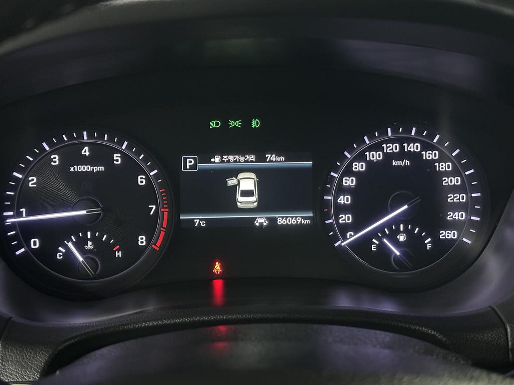 Genesis G80 - Vista 9