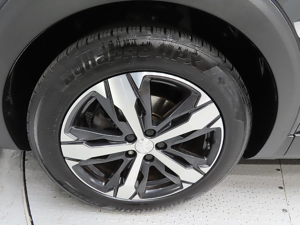 Peugeot 3008 - Vista 9