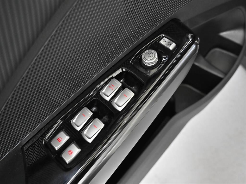 Ssangyong Tivoli 2016 Blanco - Importación desde Corea - HF Imports Iquique - Foto 16