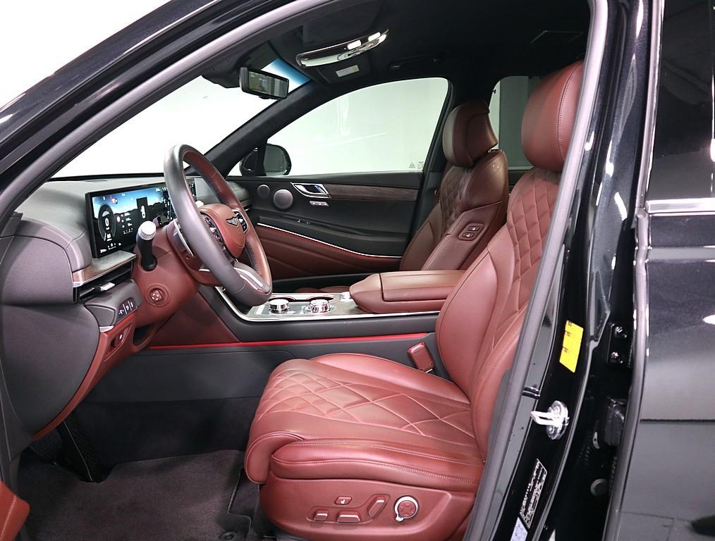 Genesis GV80 - Vista 9