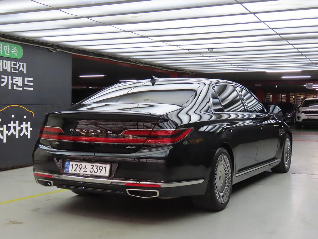 Genesis G90 - Vista 4