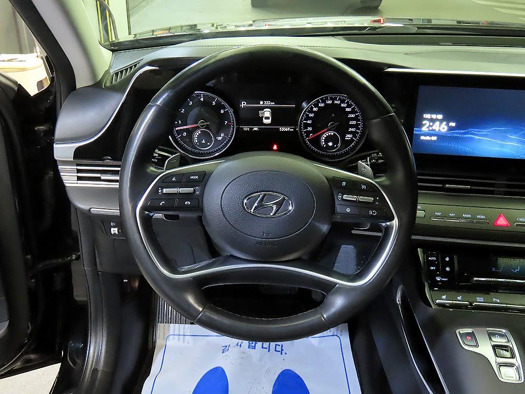 HYUNDAI Grandeur - Vista 8