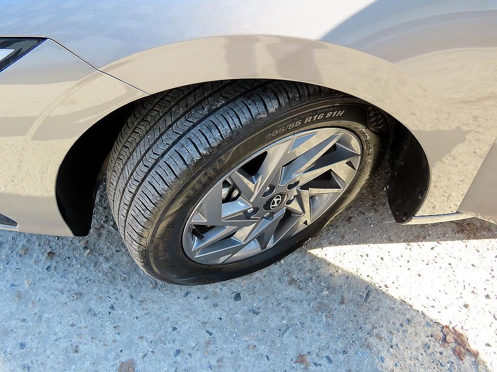 HYUNDAI Avante 2024 Gris - Importación desde Corea - HF Imports Iquique - Foto 20