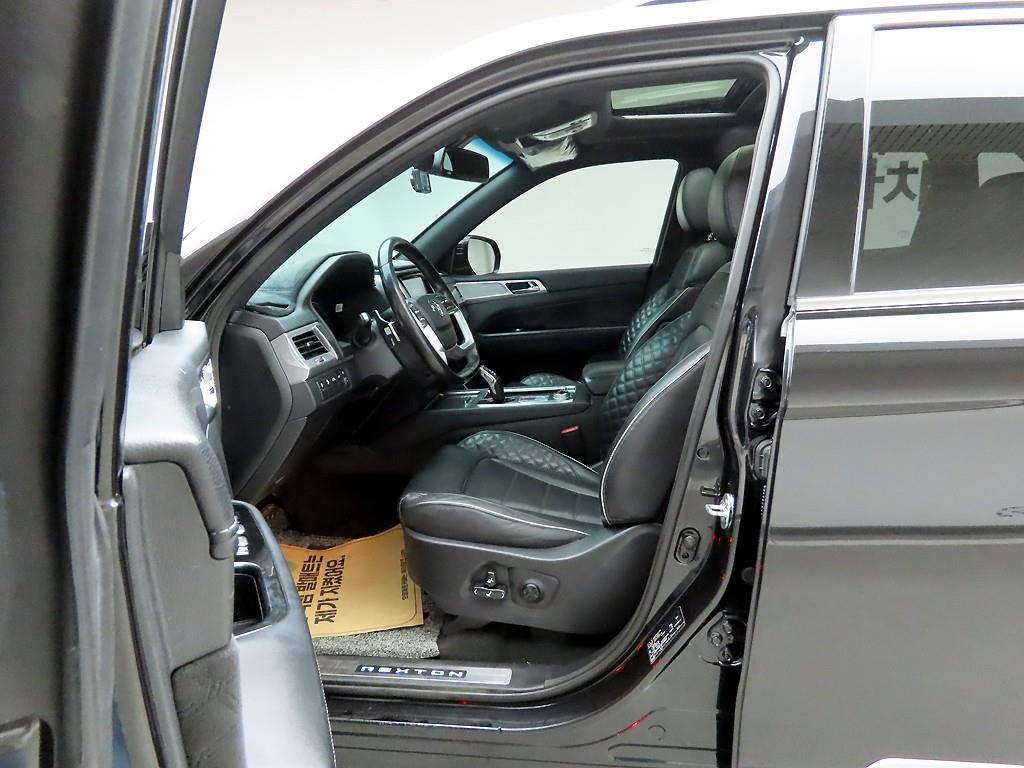 Ssangyong Rexton - Vista 11