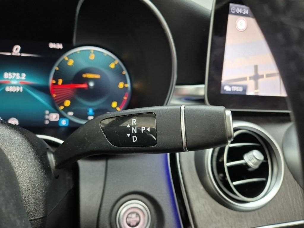 Mercedes Benz C Class - Vista 8