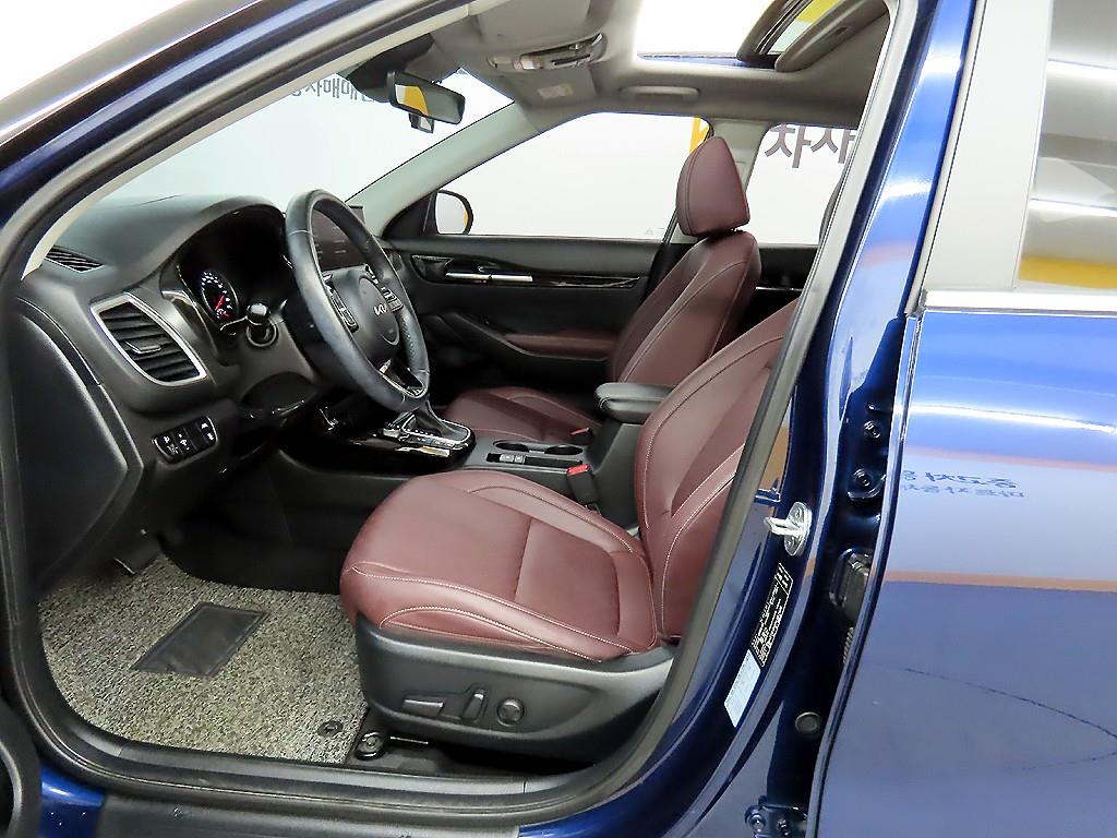 KIA Seltos - Vista 5