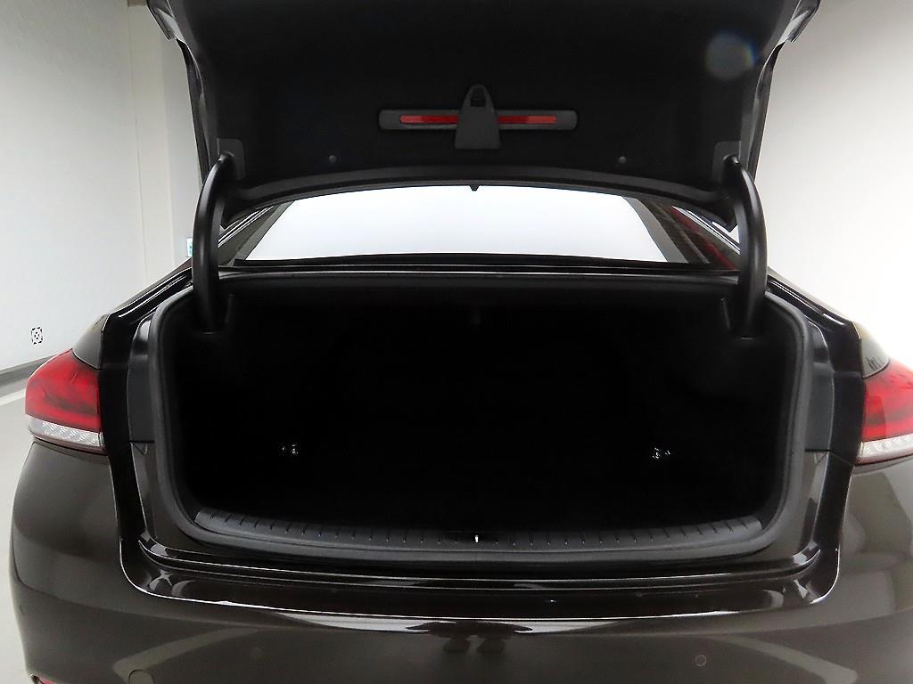 Genesis G80 - Vista 5