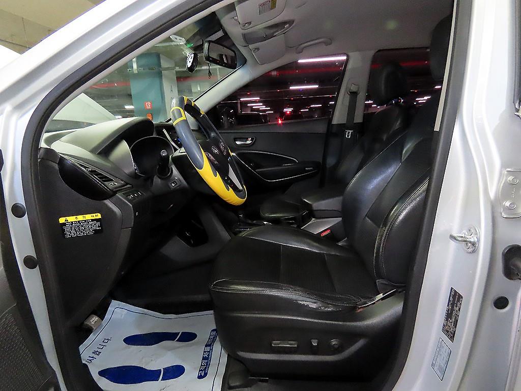 HYUNDAI Santa Fe - Vista 6