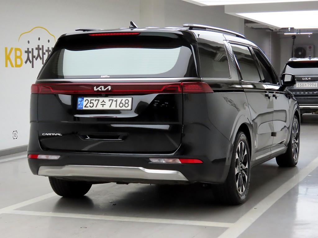 KIA Carnival - Vista 4