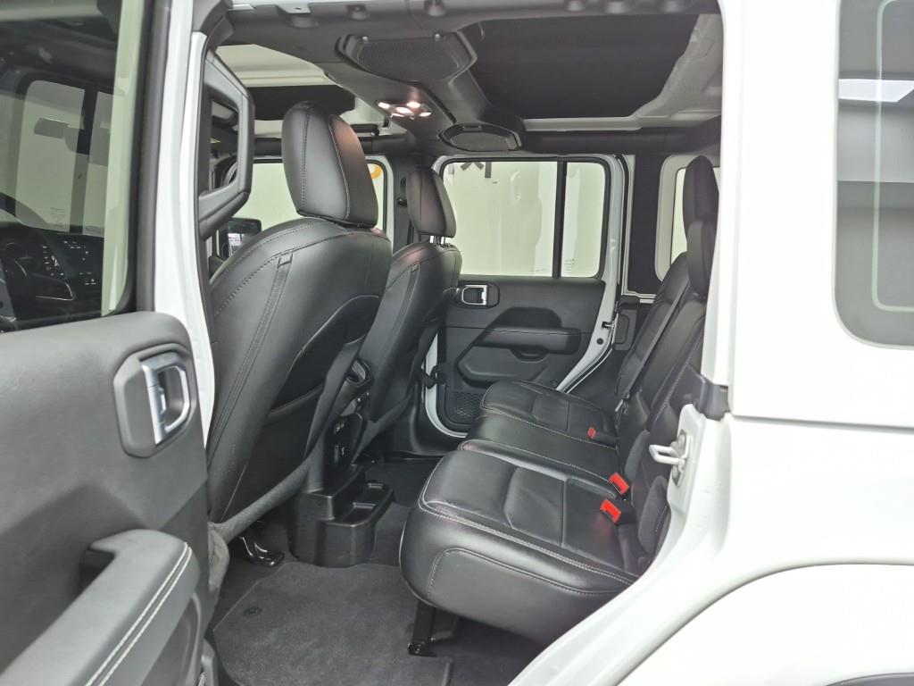 Jeep Wrangler - Vista 12