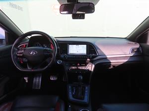 HYUNDAI Avante - Vista 12