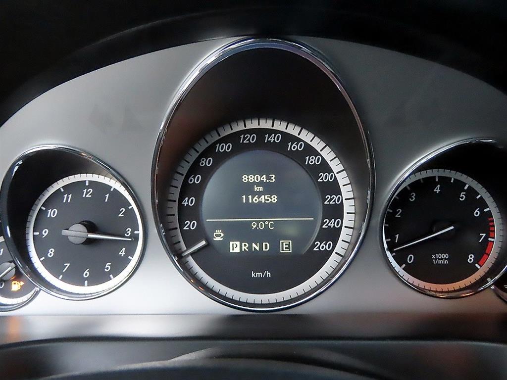 Mercedes Benz E class 2011 Negro - Importación desde Corea - HF Imports Iquique - Foto 14