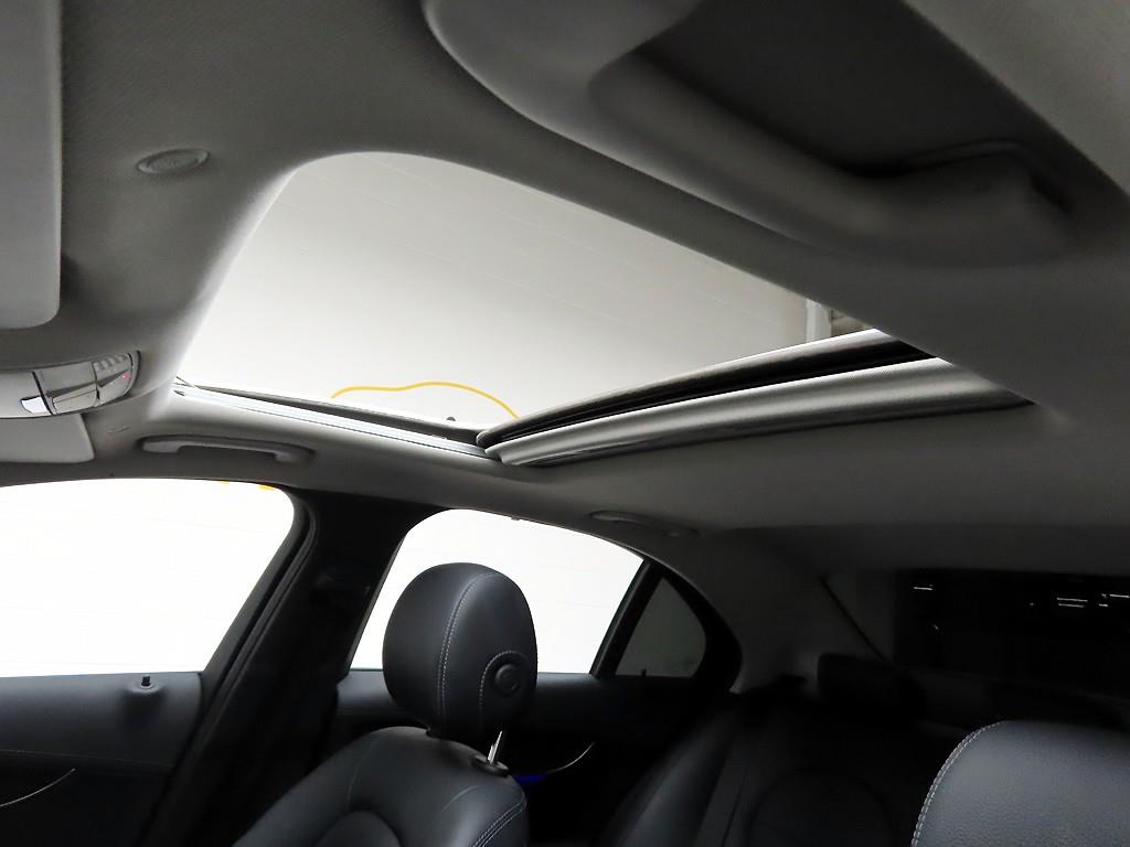 Mercedes Benz C Class 2019 Blanco - Importación desde Corea - HF Imports Iquique - Foto 15