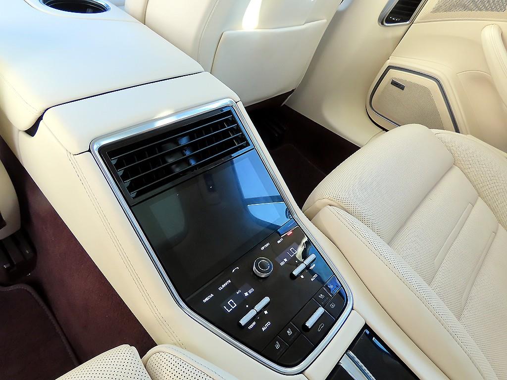 Porsche Panamera 2020 Rojo - Importación desde Corea - HF Imports Iquique - Foto 16