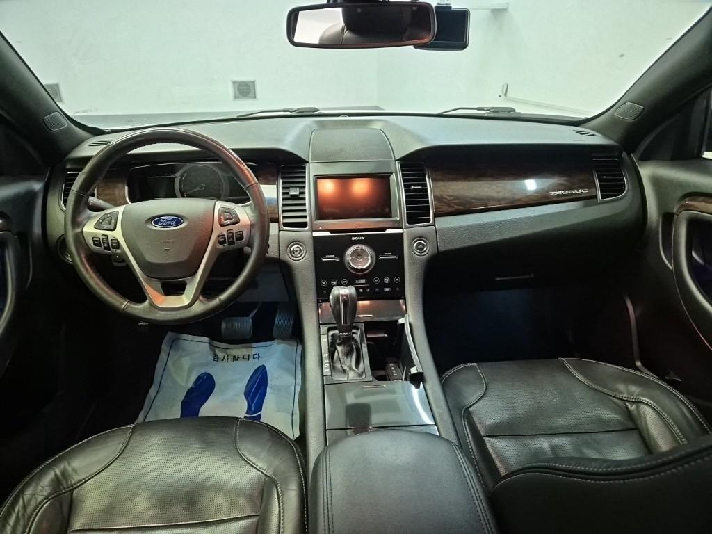 Ford Torus - Vista 7