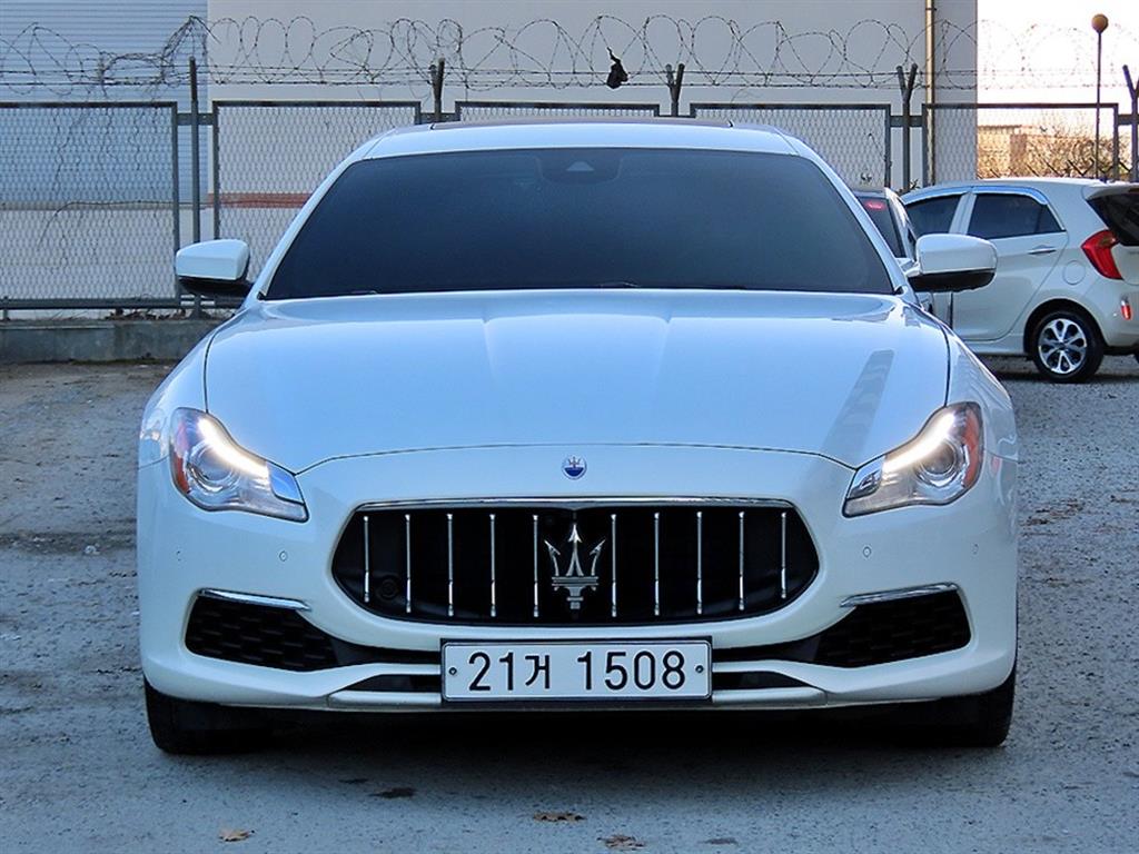 Maserati Quattroforte 2017 Blanco - Importación desde Corea - HF Imports Iquique - Foto 1