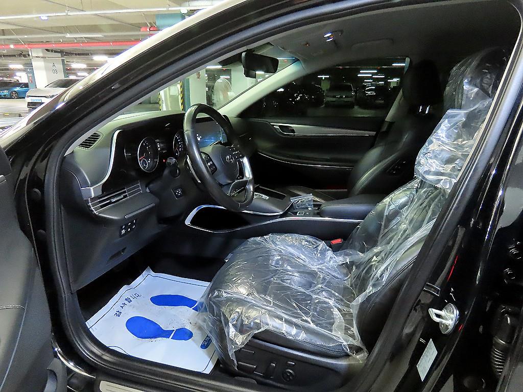 HYUNDAI Grandeur - Vista 6