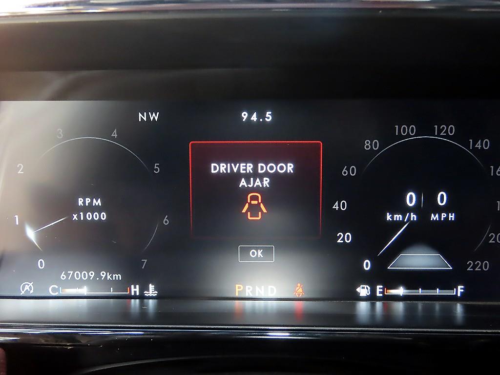 Lincoln Navigator - Vista 9