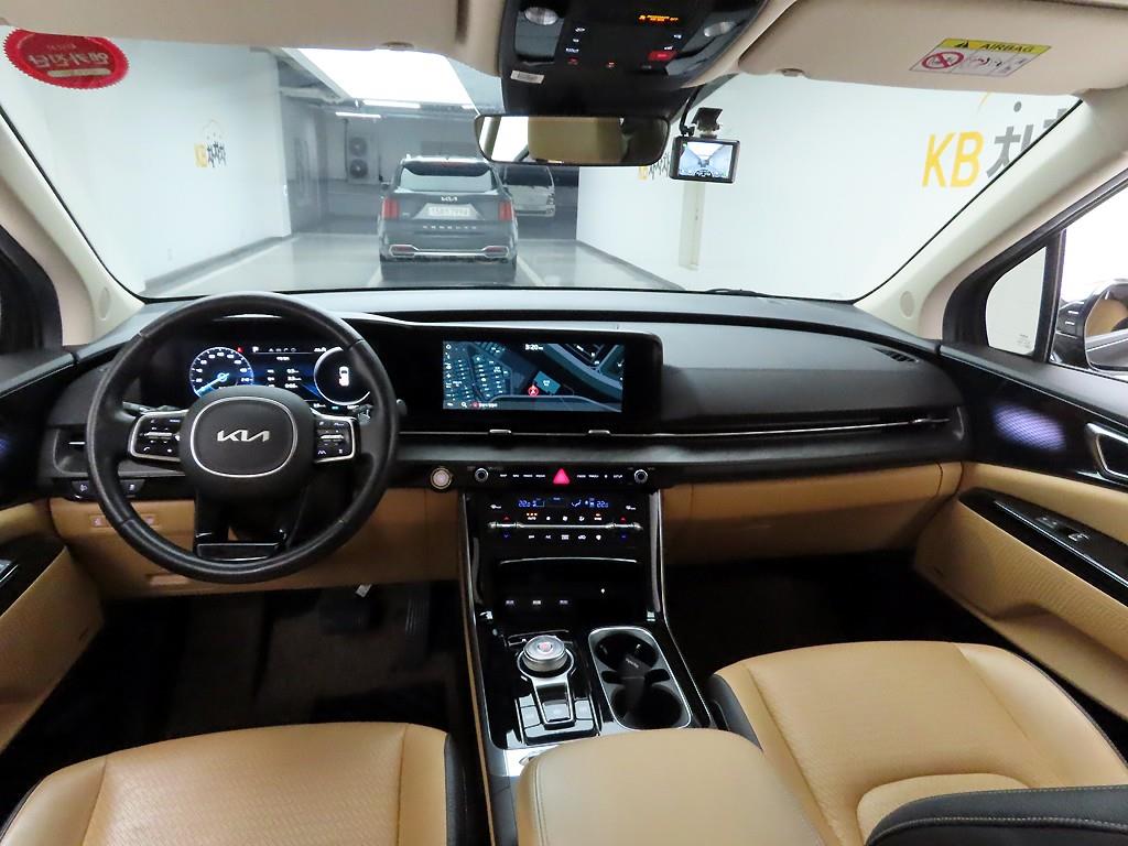 KIA Carnival - Vista 6