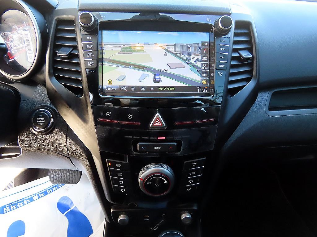 Ssangyong Tivoli 2018 Blanco - Importación desde Corea - HF Imports Iquique - Foto 13